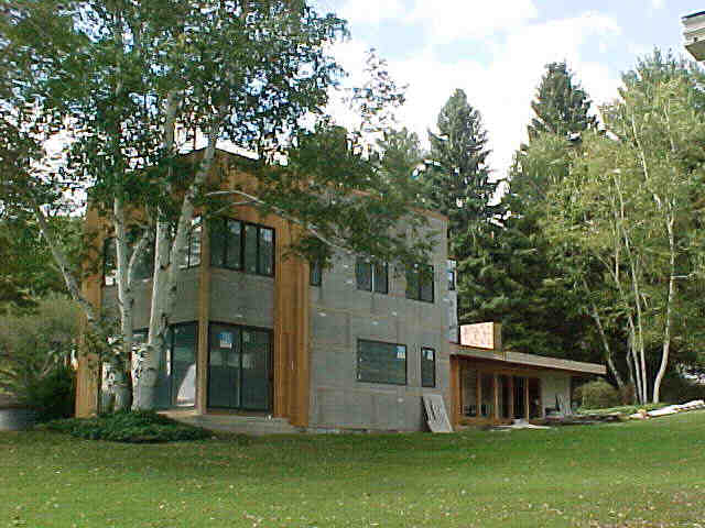 Building photograph for 126 MILLERTON ROAD